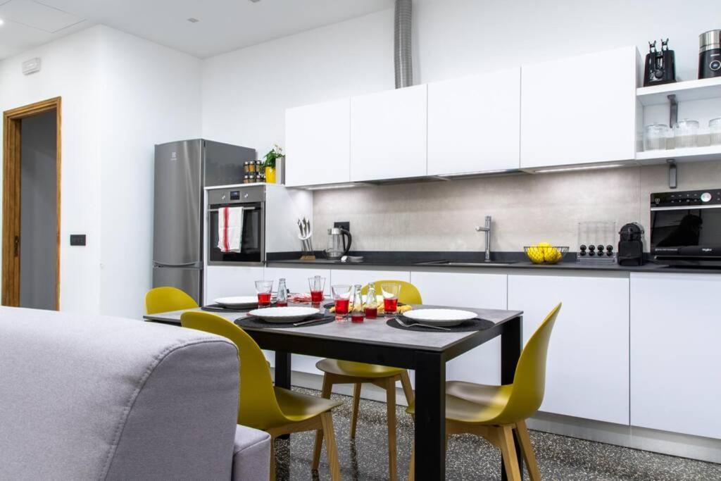 Largodoria - Viaarchivolto, Box Auto Privato Incluso Appartement Albenga Buitenkant foto