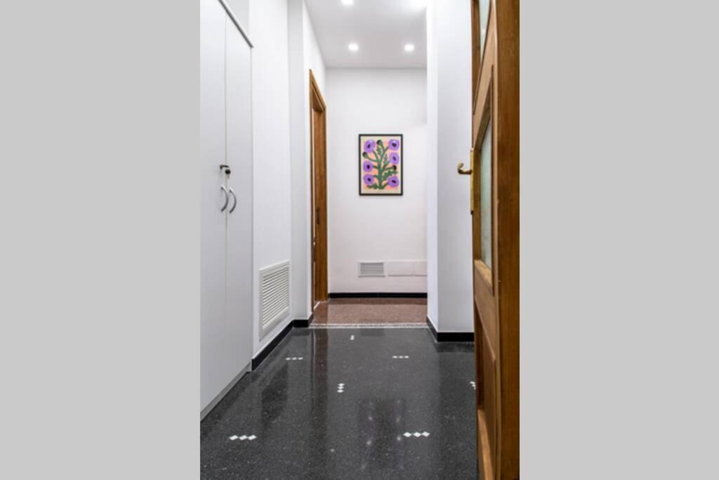 Largodoria - Viaarchivolto, Box Auto Privato Incluso Appartement Albenga Buitenkant foto