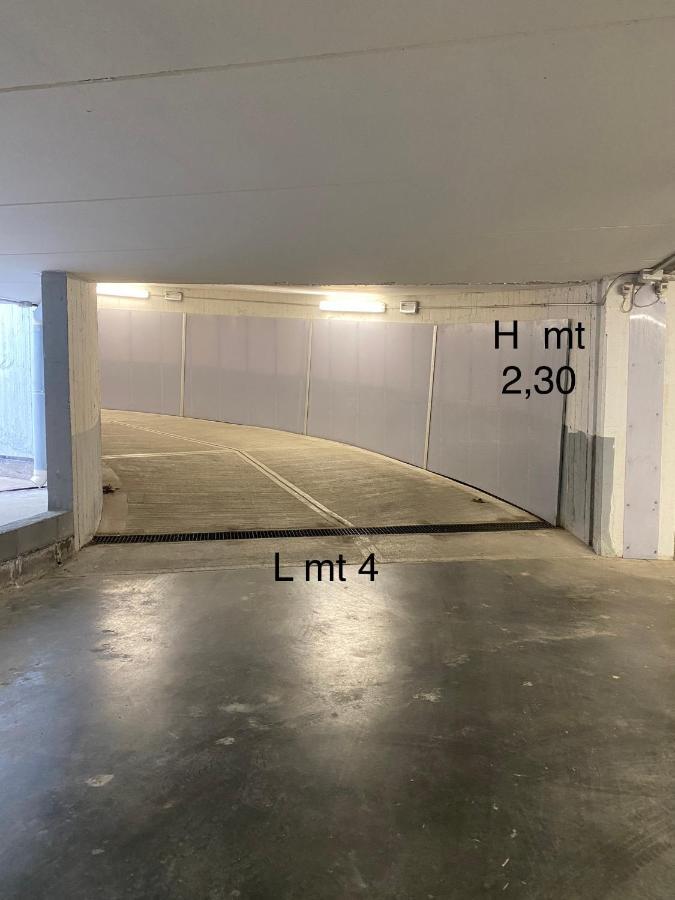 Largodoria - Viaarchivolto, Box Auto Privato Incluso Appartement Albenga Buitenkant foto